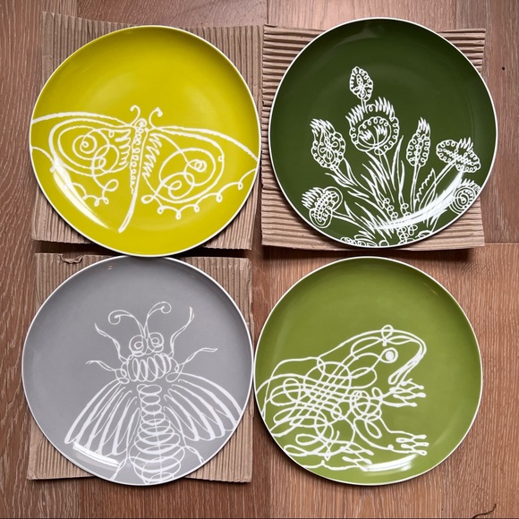 Brand New West Elm garden Calligraphy salad plates set of 4 designs - Picture 2 of 5